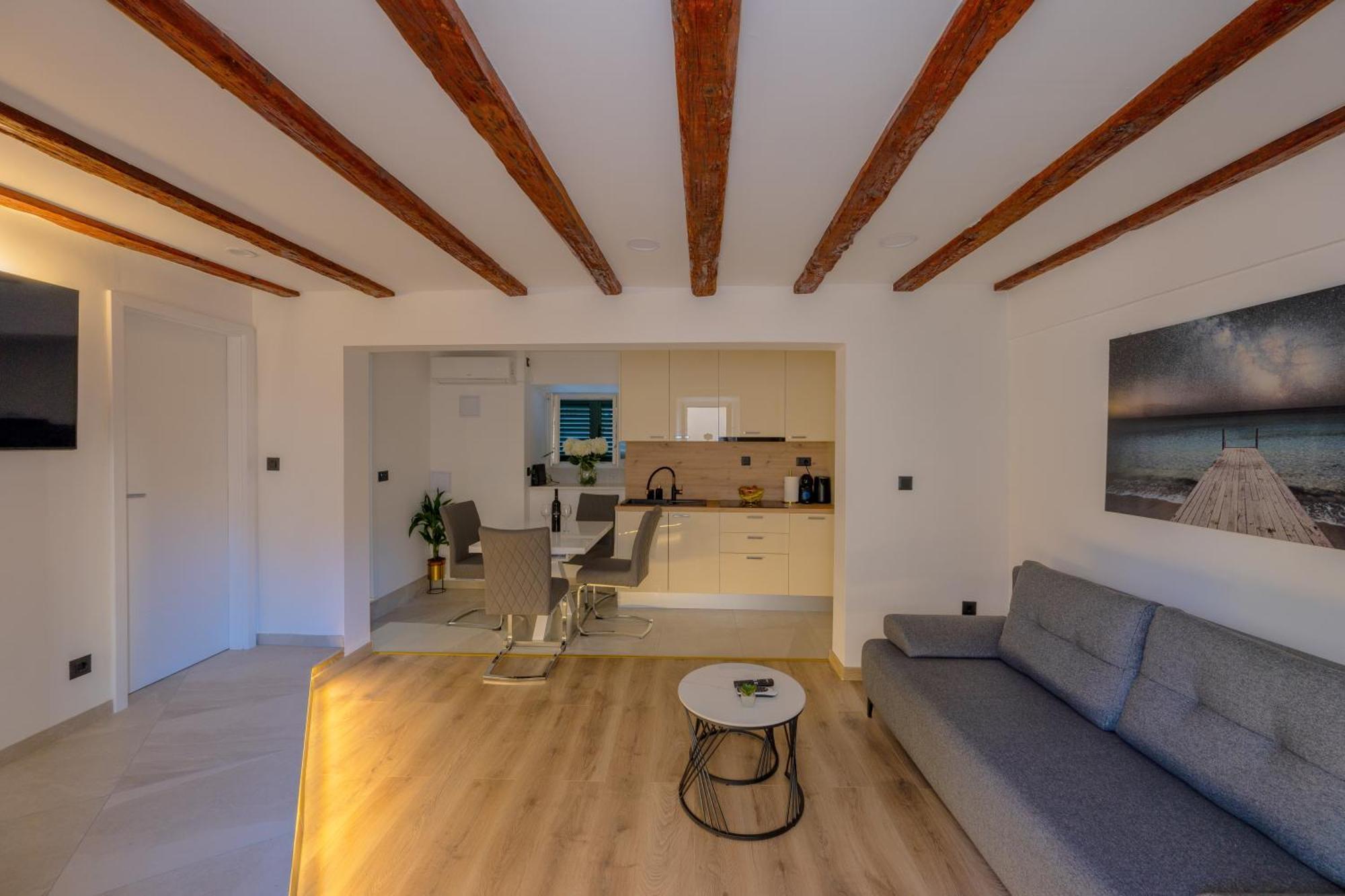 Bernard Deluxe Renovated Peaceful Old Town Gem Apartamento Split Exterior foto